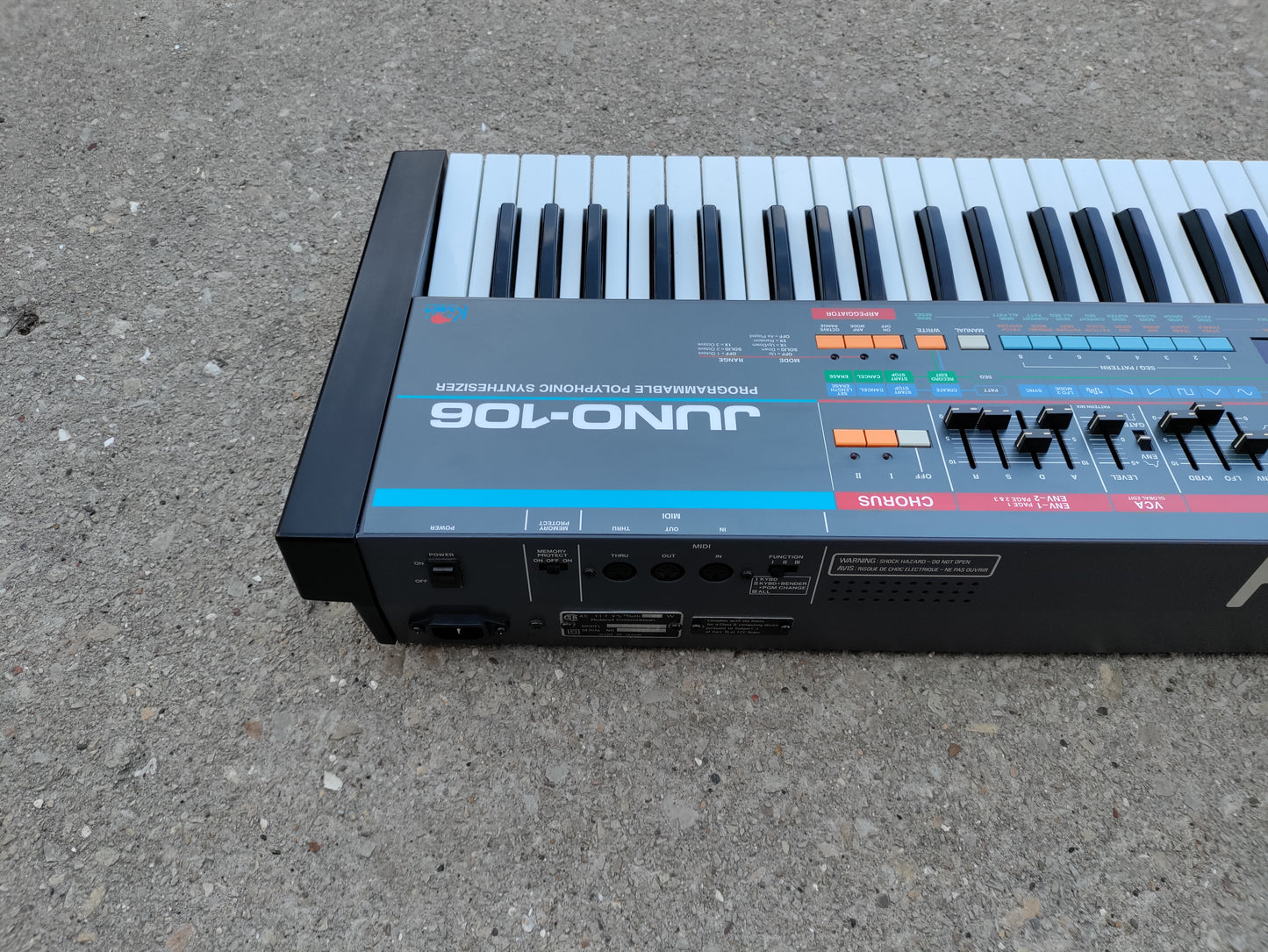 Roland Juno 106 w / KIWI 106 MOD Refurbished